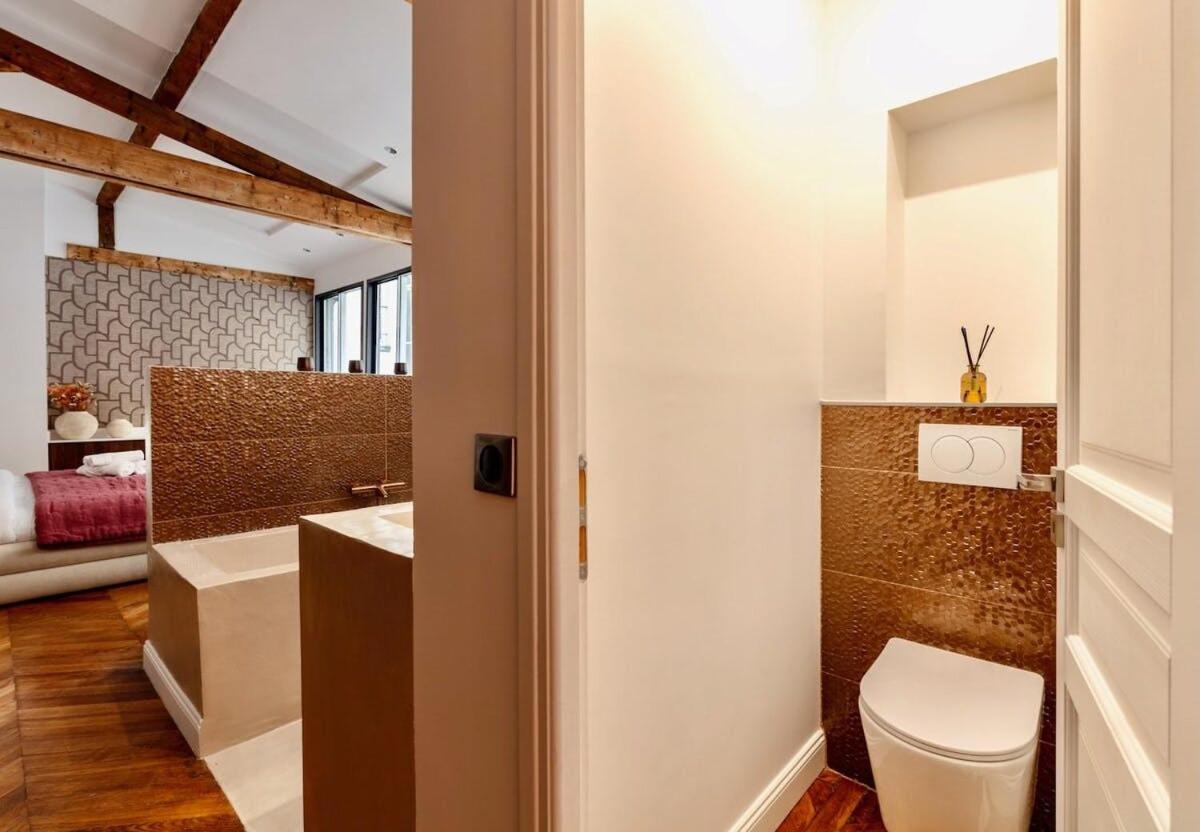 8 - Opera - Rue Constantinople - Duplex 8 Pieces Apartment