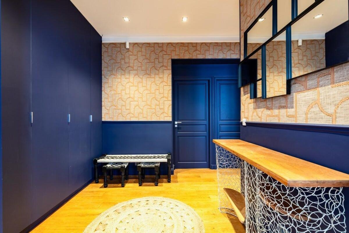 8 - Opera - Rue Constantinople - Duplex 8 Pieces Apartment Paris